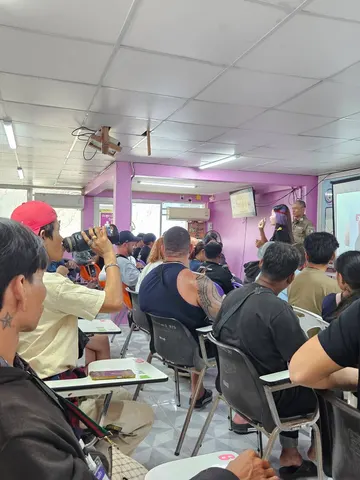 Lecture in Thai and English